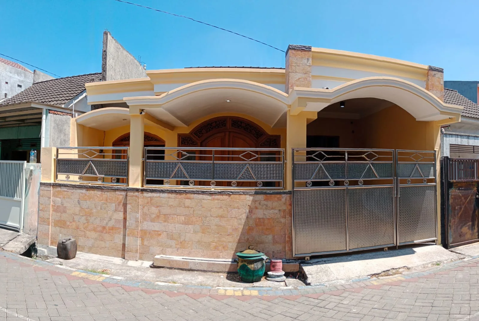 Dijual Rumah Idaman di Pondok Maritim Indah Surabaya Barat Harga Terjangkau - Image 1