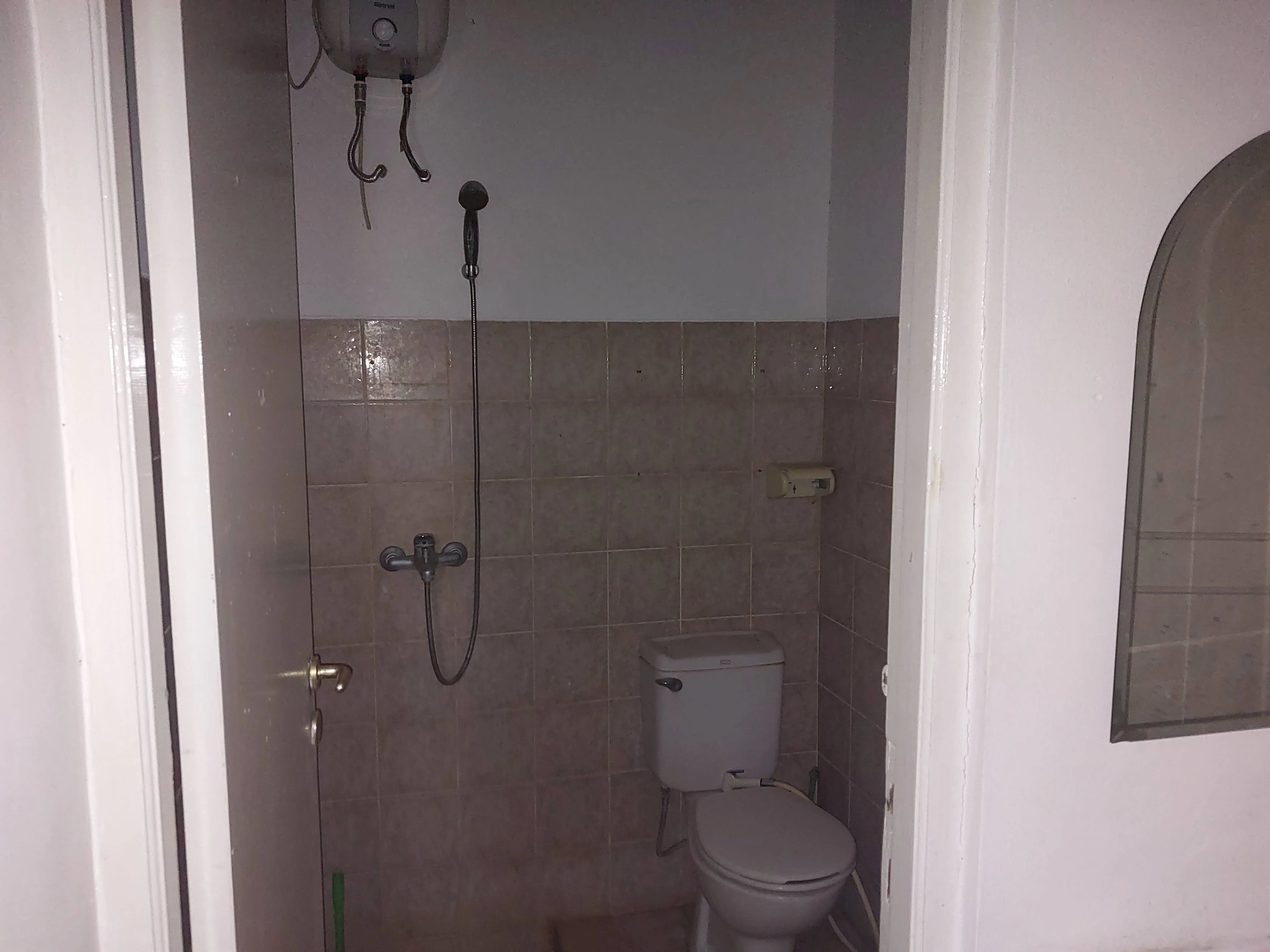 Dijual Lelang Rumah Murah di Perum Lippo Cikarang Bekasi - Thumbnail 3