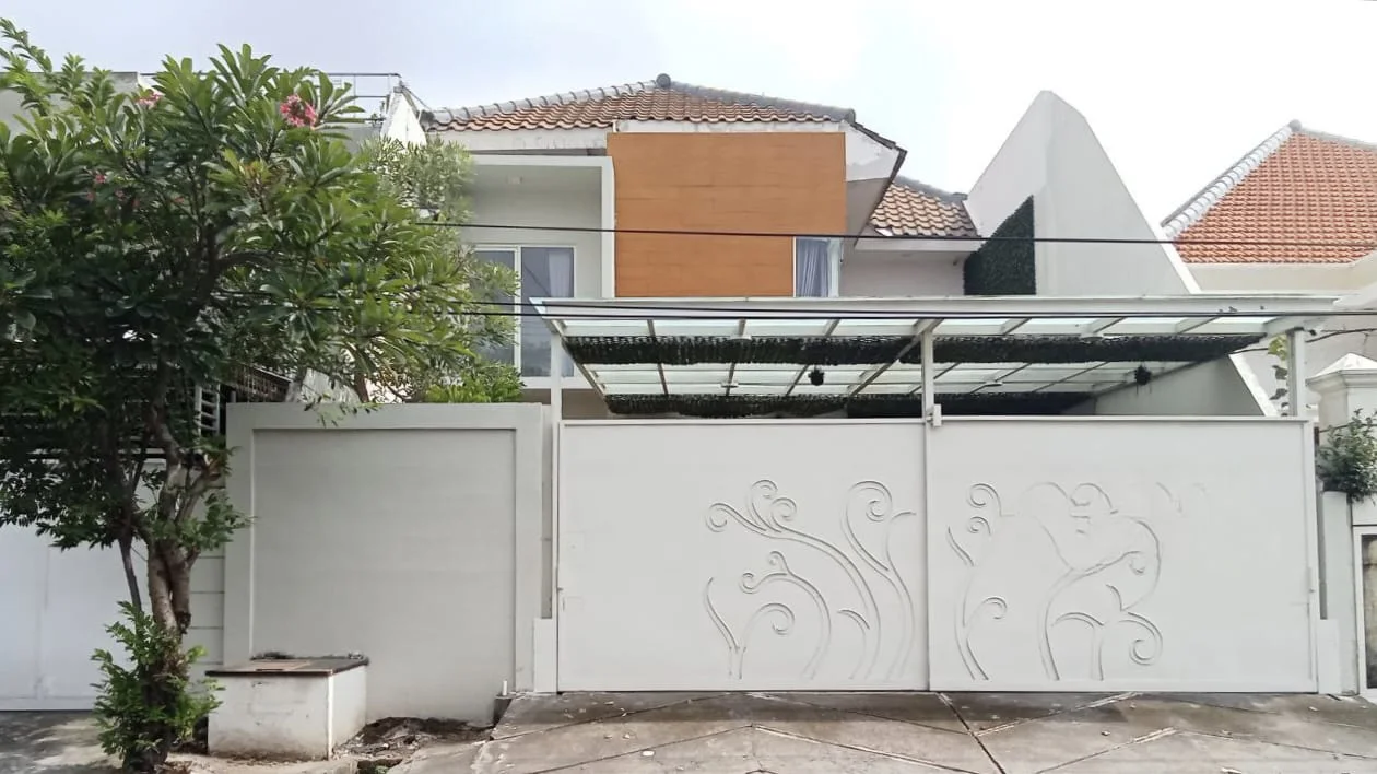 Dijual Rumah Nyaman Terawat di Pucang Anom Surabaya Timur - Image 1