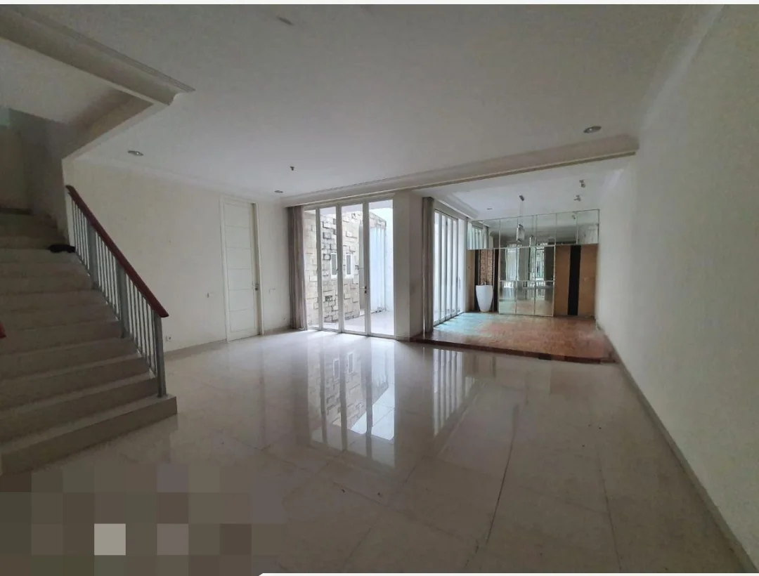 Dijual Rumah Murah di The Mansion Pakuwon Indah Surabaya Barat - Thumbnail 4