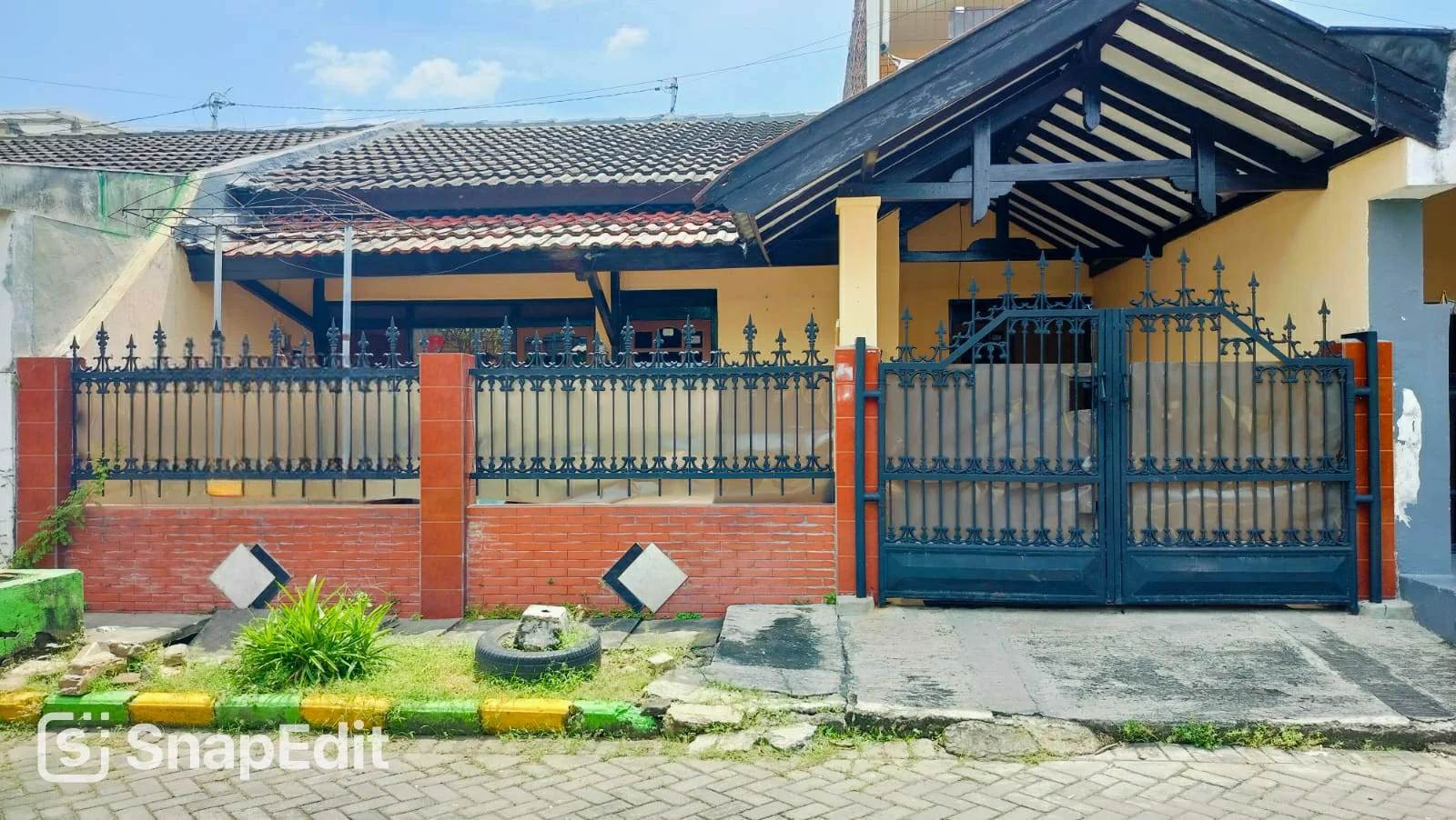 Dijual-rumah-siap-huni-wisma-lidah-kulon-surabaya-barat