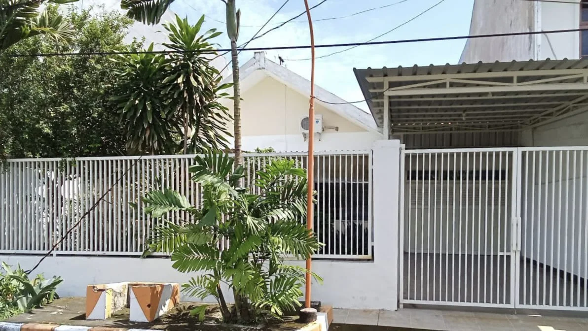 Dijual-Rumah-Lokasi-Strategis-Kupang-Baru-Surabaya-Barat