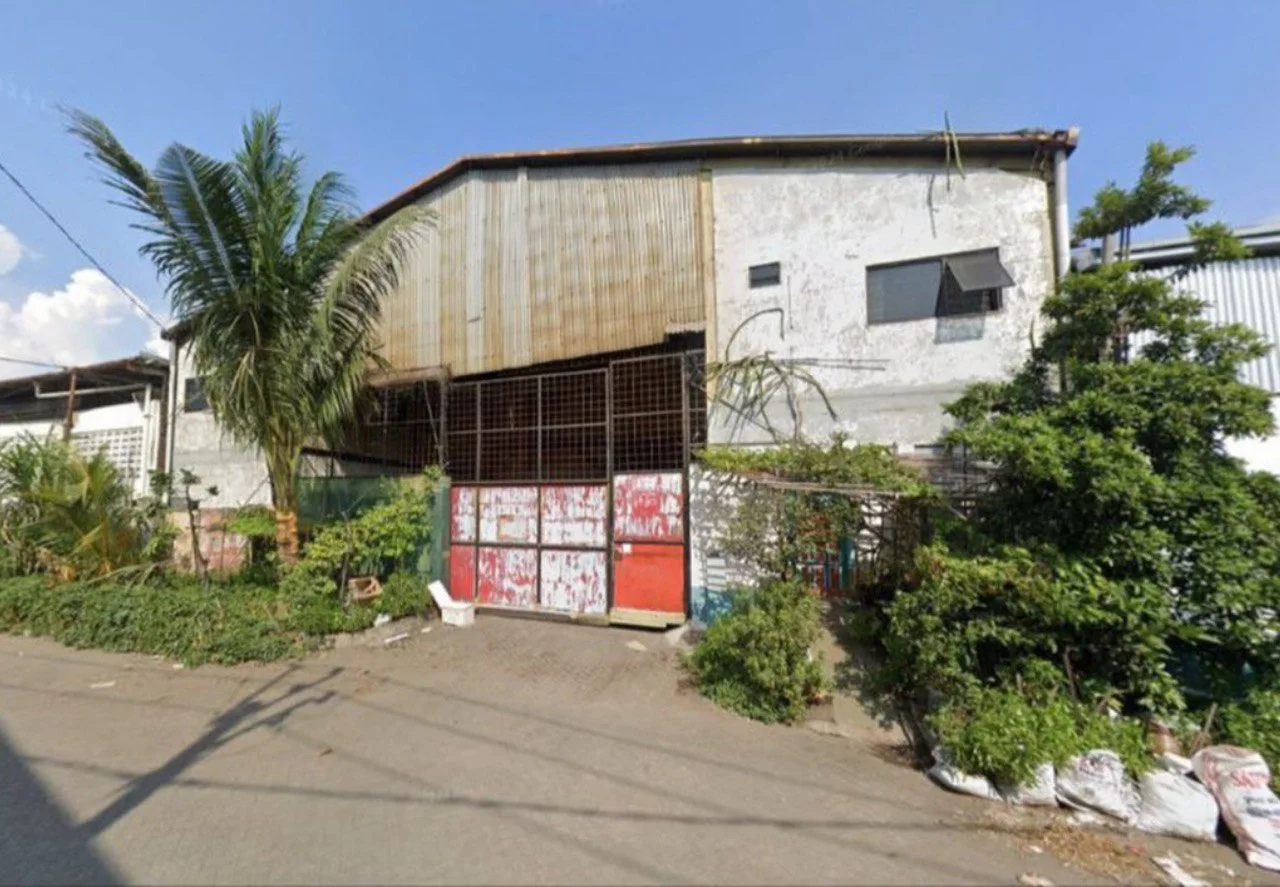 Tampak-Depan-Gudang-di-Osowilangon-Permai-Surabaya-Barat