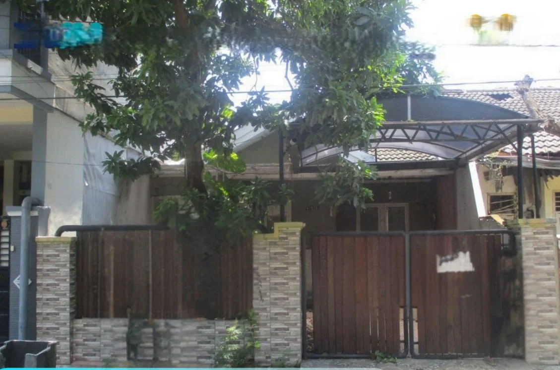 Dijual-Lelang-Rumah-Siap-Huni-di-Griya-Kebraon-Utama-Surabaya-Selatan
