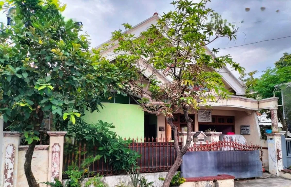 Dijual-Lelang-Rumah-Asri-dan-Tenang-di-Medayu-Utara-Surabaya-Timur