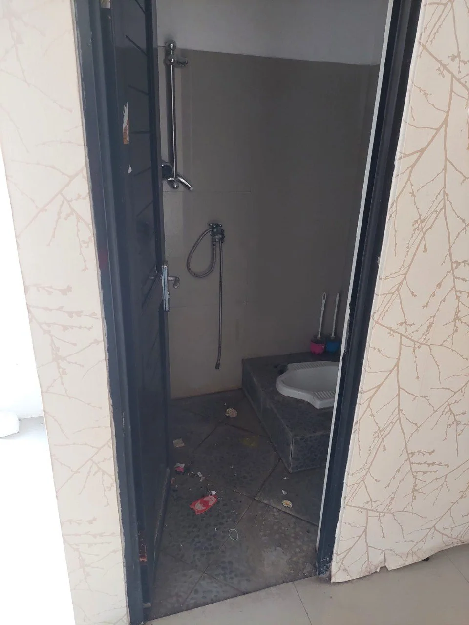 Dijual Lelang Rumah Murah di Jalan Wak Tunik Kalanganyar Sidoarjo - Thumbnail 3