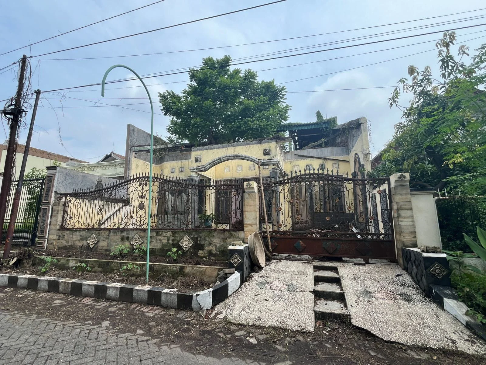 Dijual Rumah di Rungkut Harapan Surabaya Timur Potensi Investasi Besar - Image 1