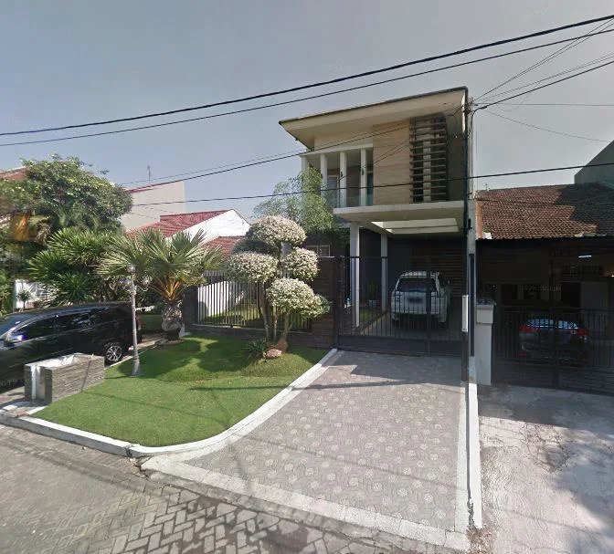 TAMPAK-DEPAN-RUMAH-DARMOSENTOSA