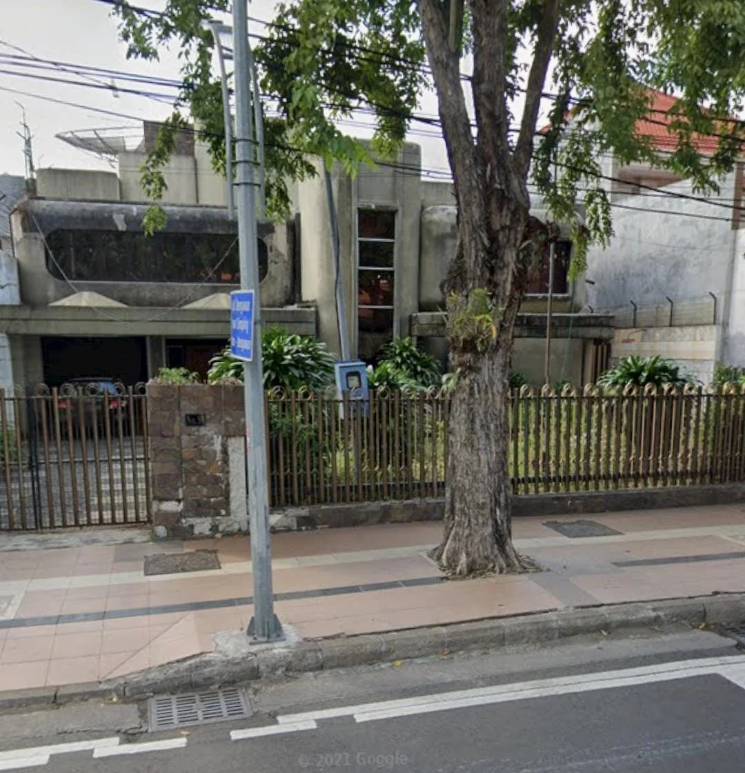 Dijual Rumah Mewah dan Asri di Raya Darmo Surabaya Pusat - Thumbnail 2