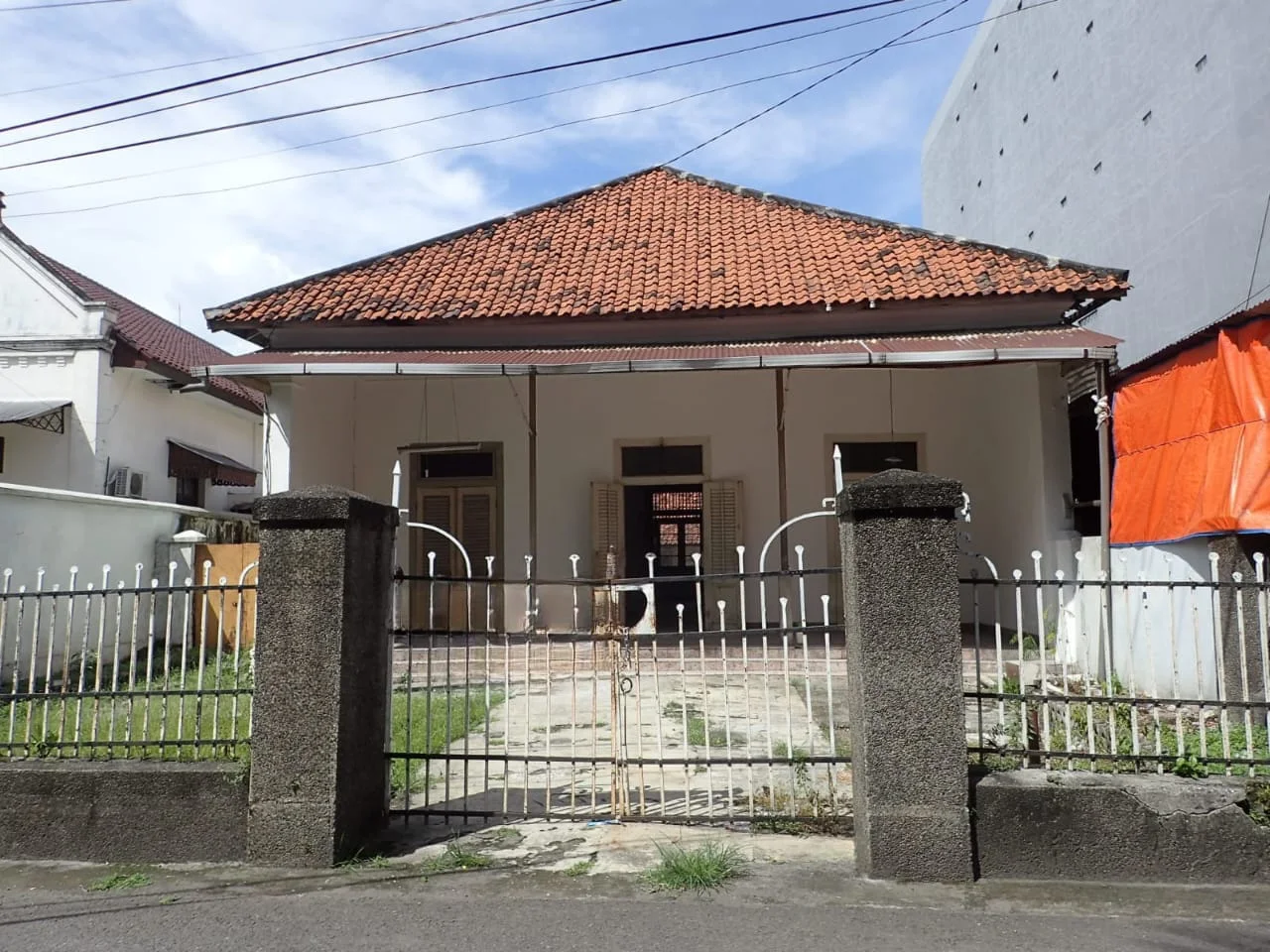 Dijual-Cepat-Rumah-Lokasi-Strategis-Kalisari-Surabaya-Pusat
