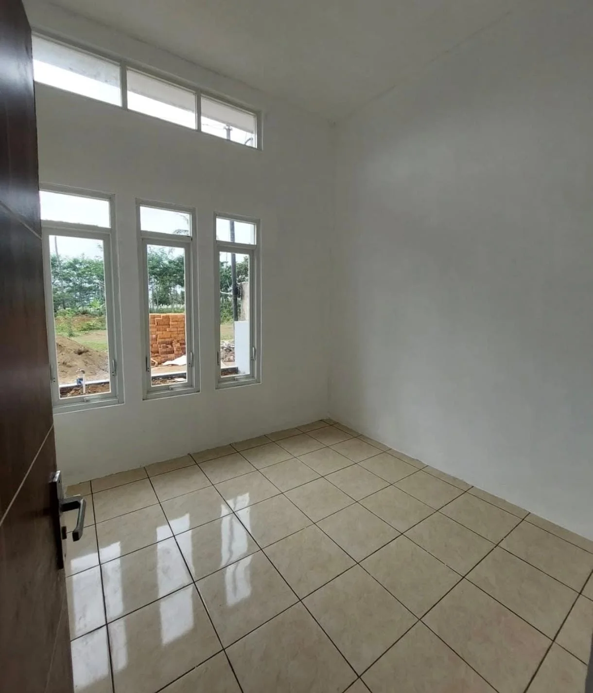 Dijual Rumah Strategis di Perumahan Puri Kencana Wagir Malang - Thumbnail 2