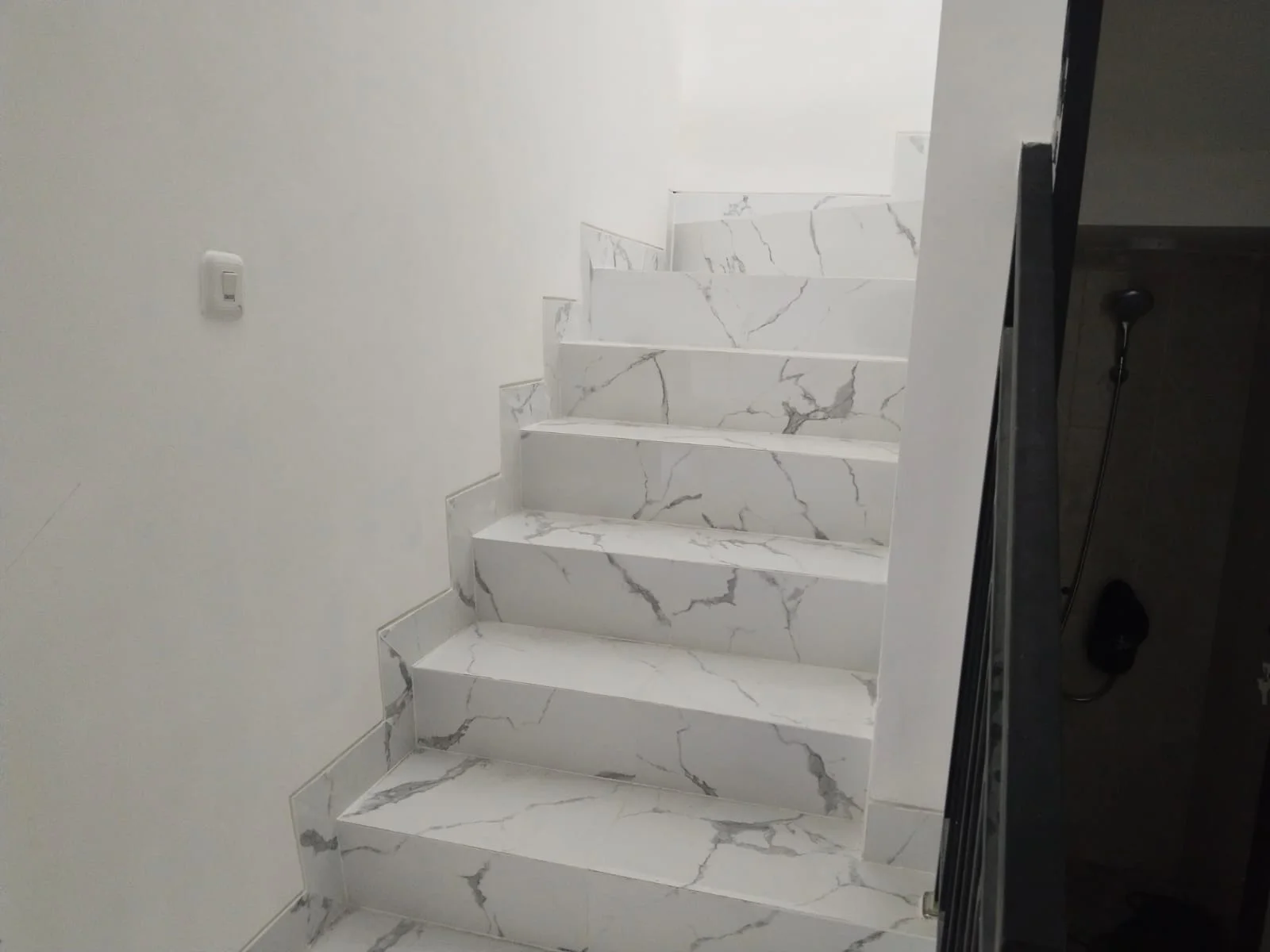 Jual Rumah Baru Siap Huni Semolowaru Tengah Surabaya Timur - Thumbnail 2