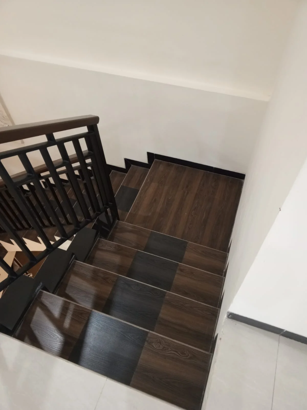 Disewakan Rumah Minimalis Modern di Woodland Citraland Surabaya Barat - Thumbnail 2