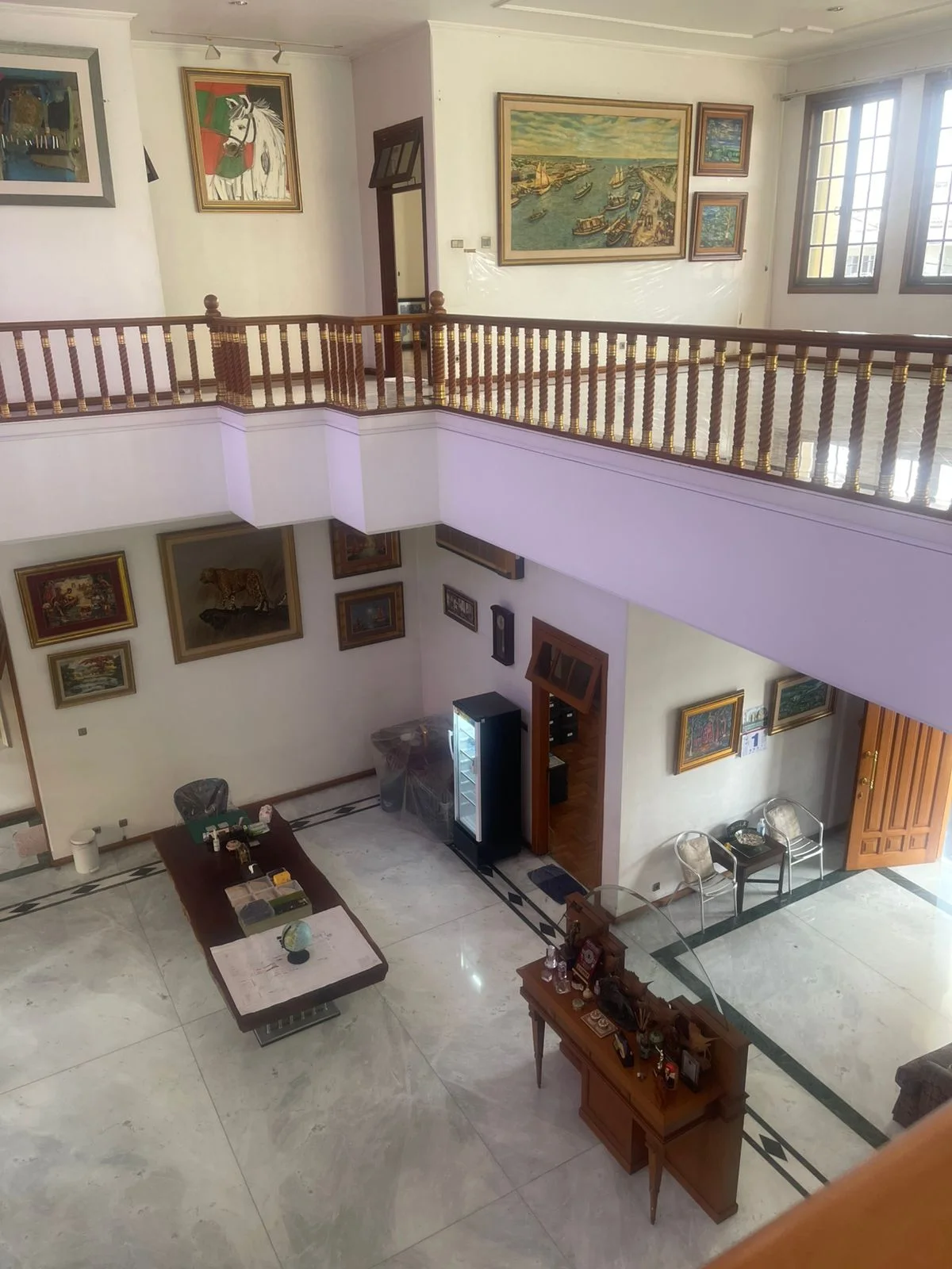 Dijual Rumah Mewah dan Premium Lokasi Strategis di Margorejo Surabaya Selatan - Thumbnail 2