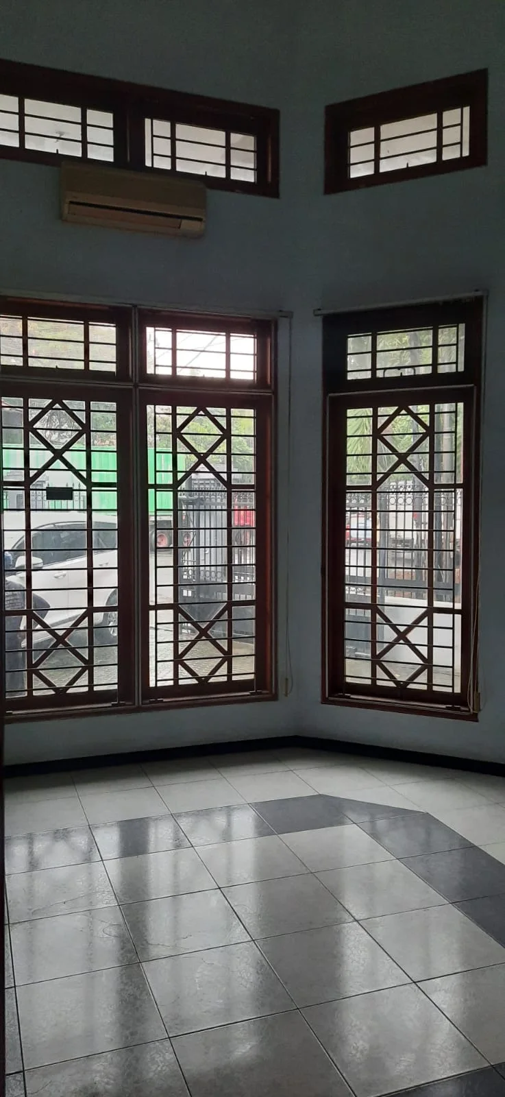 Disewakan Rumah Multifungsi Dekat Pelabuhan Perak Barat Surabaya Utara - Thumbnail 3