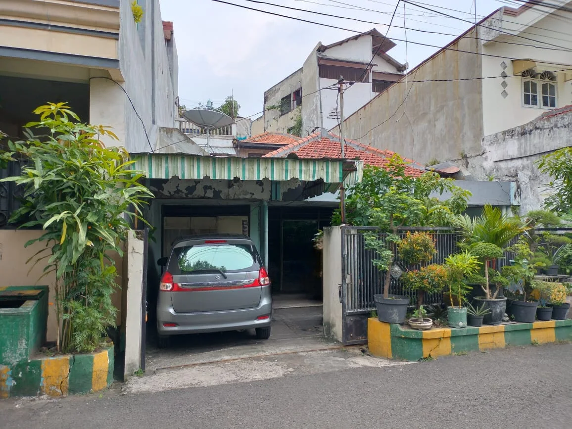 Dijual-Rumah-Hitung-Tanah-di-Jalan-Purwodadi-Bubutan-Surabaya-Pusat-3