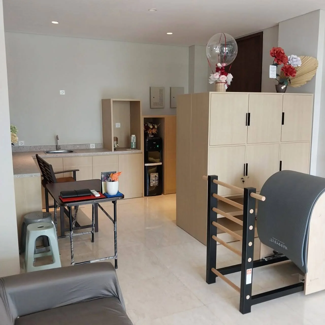 Dijual/Disewa Apartemen Rosebay Graha Family Surabaya Barat - Image 1