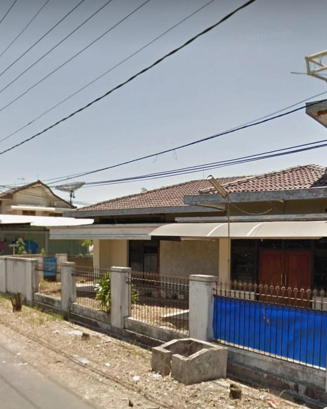 Jual-Rumah-2-Lantai-di-Raya-Manyar-Tirtoyoso-Surabaya-Timur