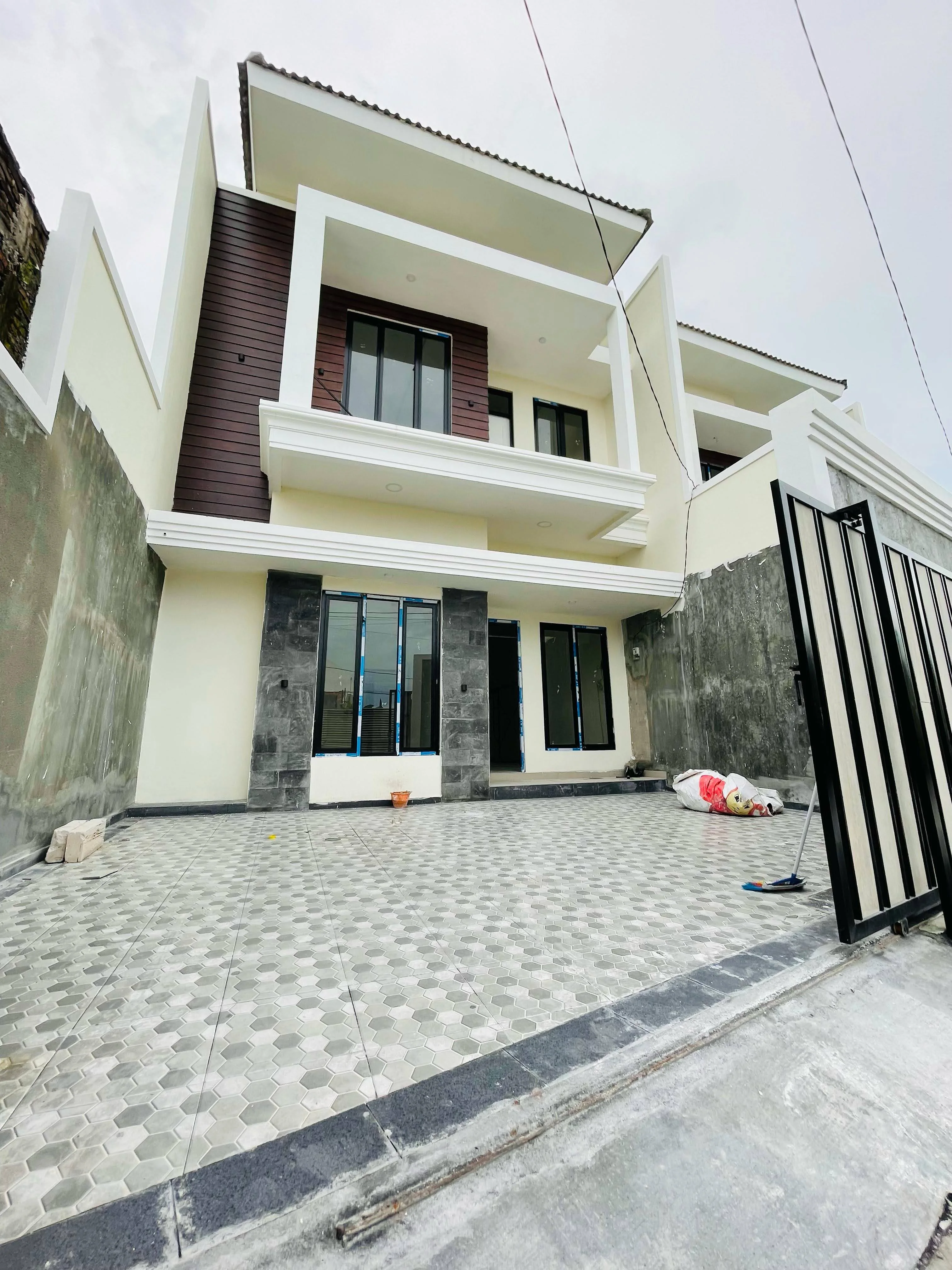 Rumah-Medayu-Tambak-Surabaya-Timur
