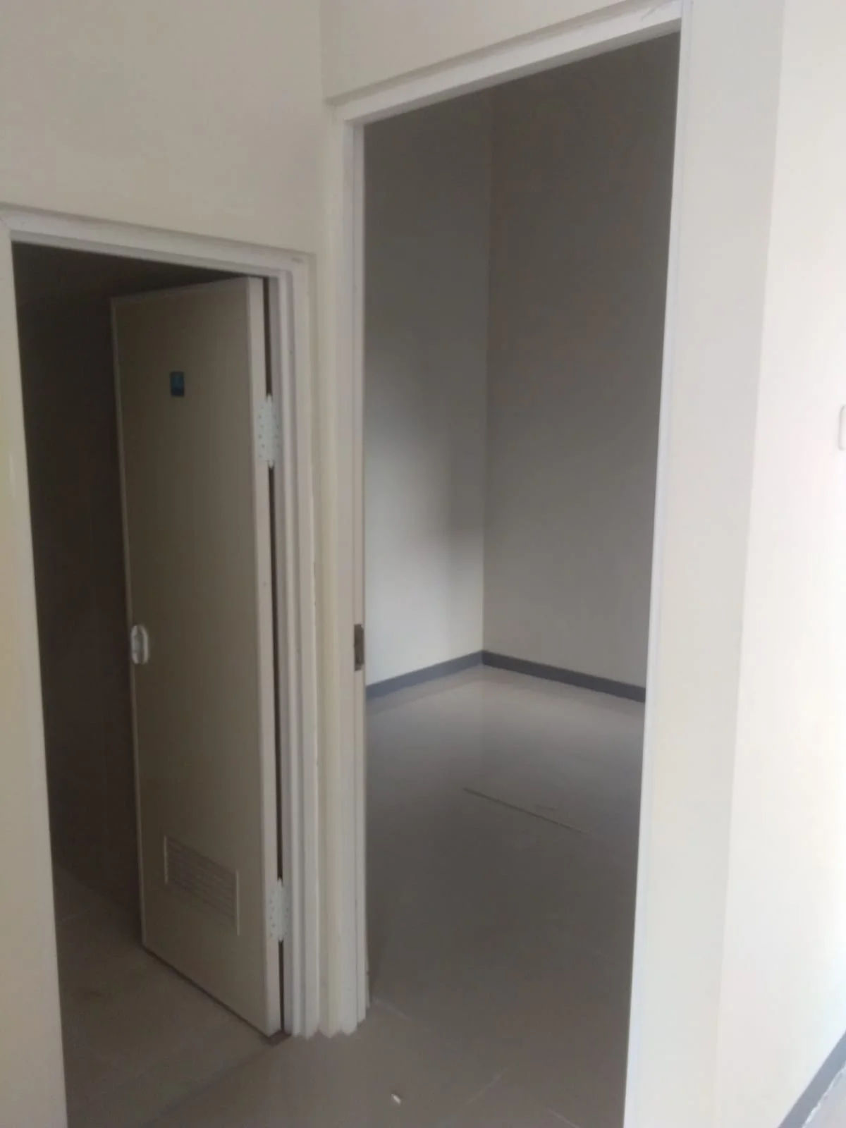 Dijual Rumah Baru Minimalis Lokasi Newton Park Sidoarjo - Thumbnail 4