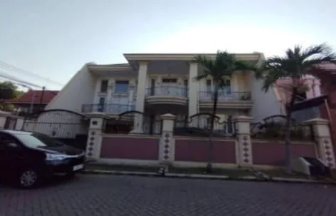tampak-depan-rumah-lelang-dharmahusada-indah-barat