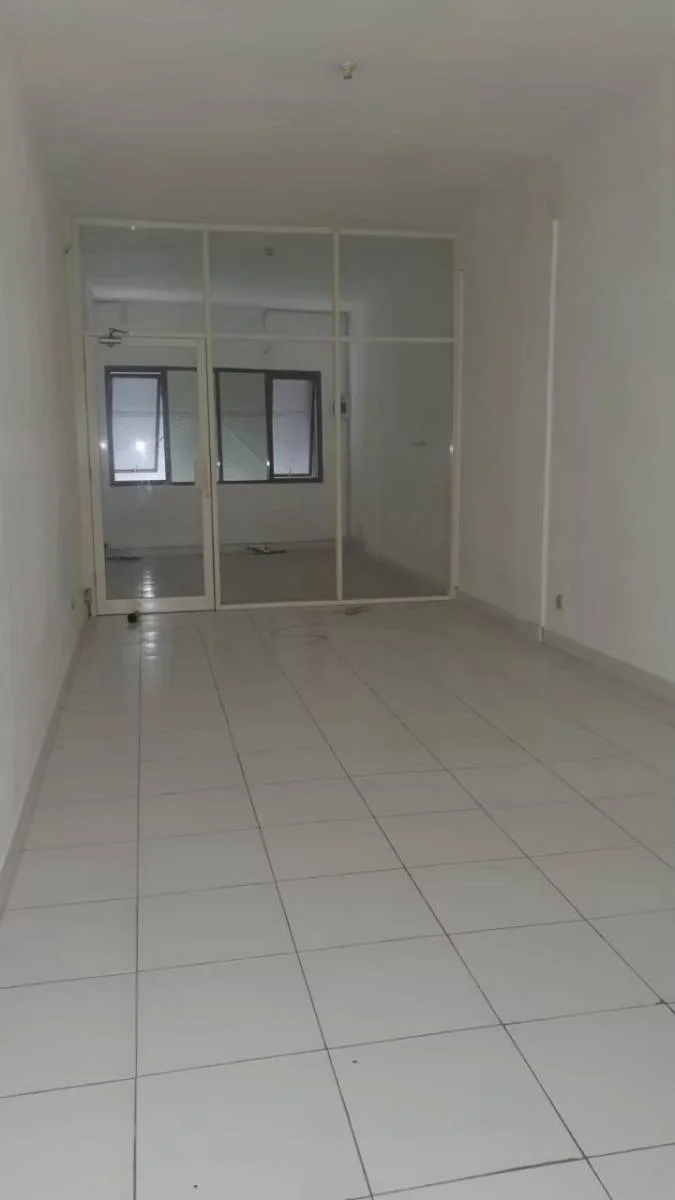 Disewakan Ruko Cocok Untuk Berbagai Usaha di Klampis Jaya Surabaya Timur - Thumbnail 3