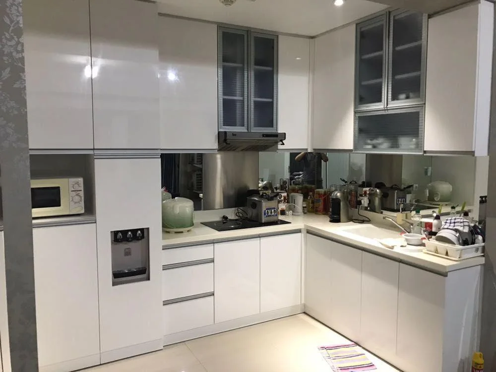 Dijual Penthouse Mewah Unit Eksklusif Full Furnished di Waterplace Surabaya Barat - Thumbnail 2