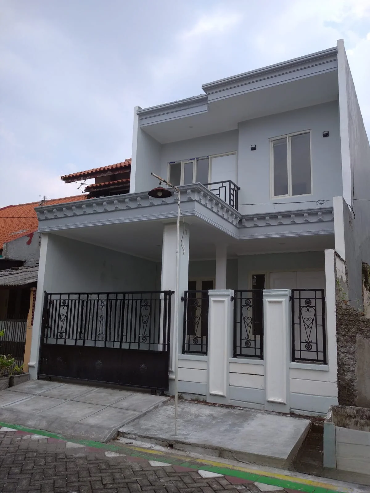 Jual-Rumah-Siap-Huni-di-Rungkut-Menanggal-Surabaya-Timur