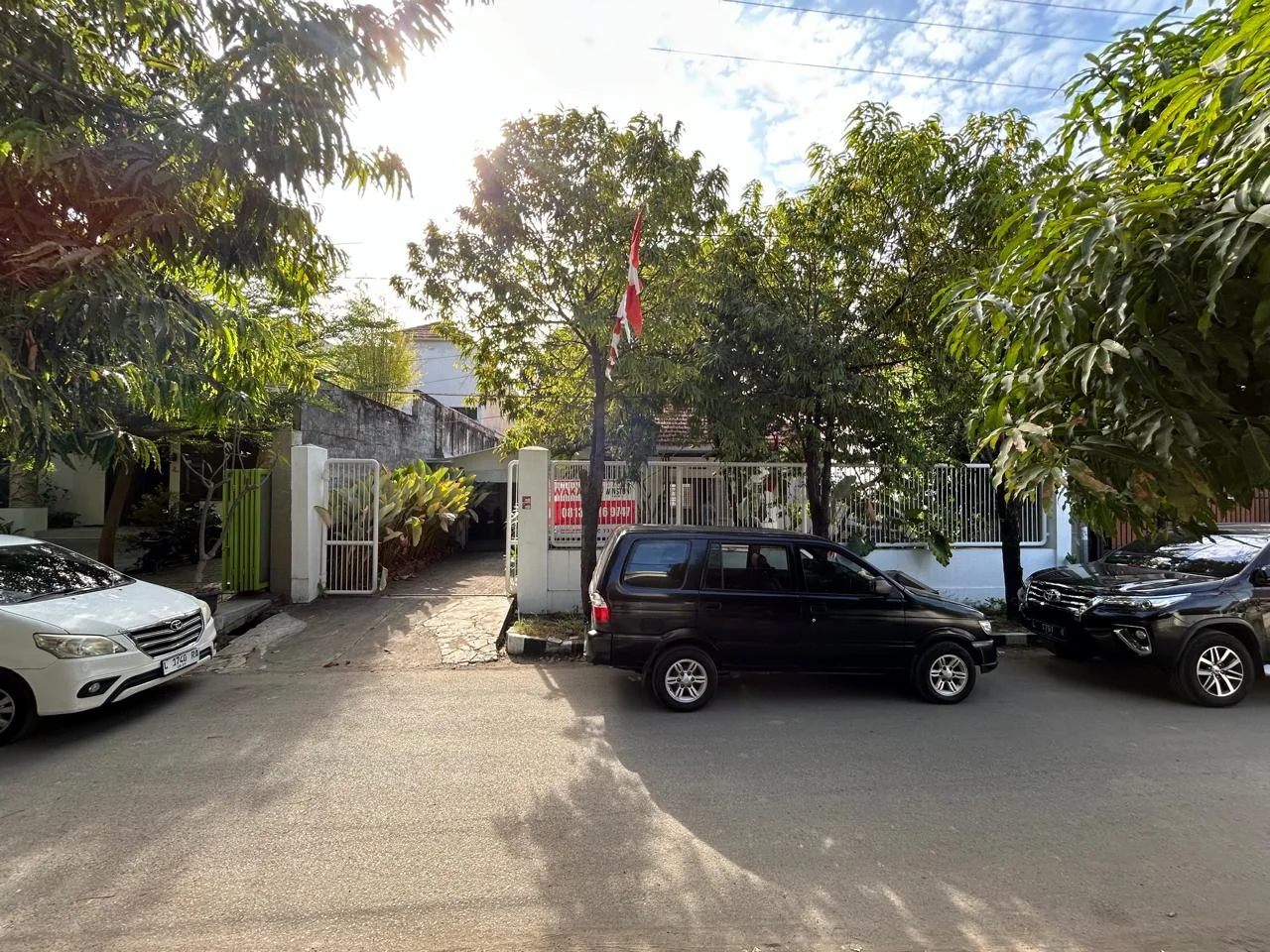 Disewakan Rumah Usaha di Kampar Surabaya Pusat - Image 1