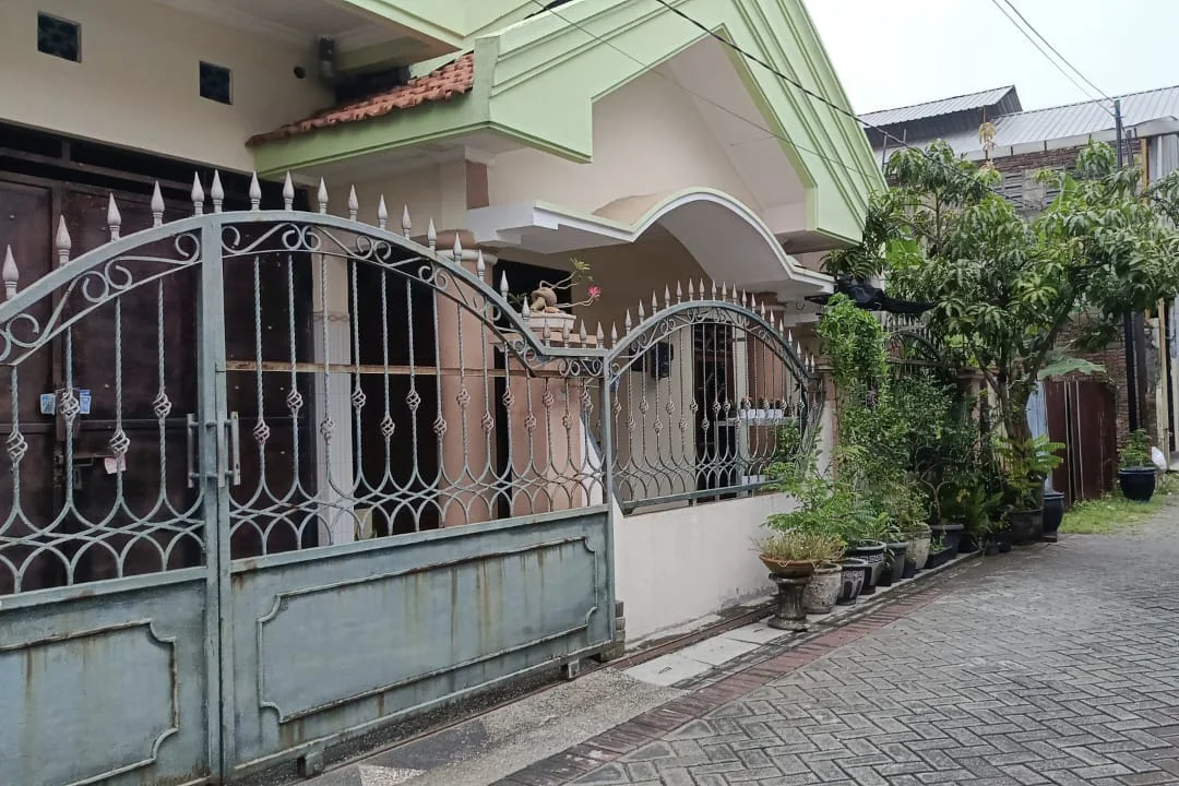 Jual-Rumah-Lokasi-Strategis-di-Jambangan-Sawahan-Surabaya-Selatan