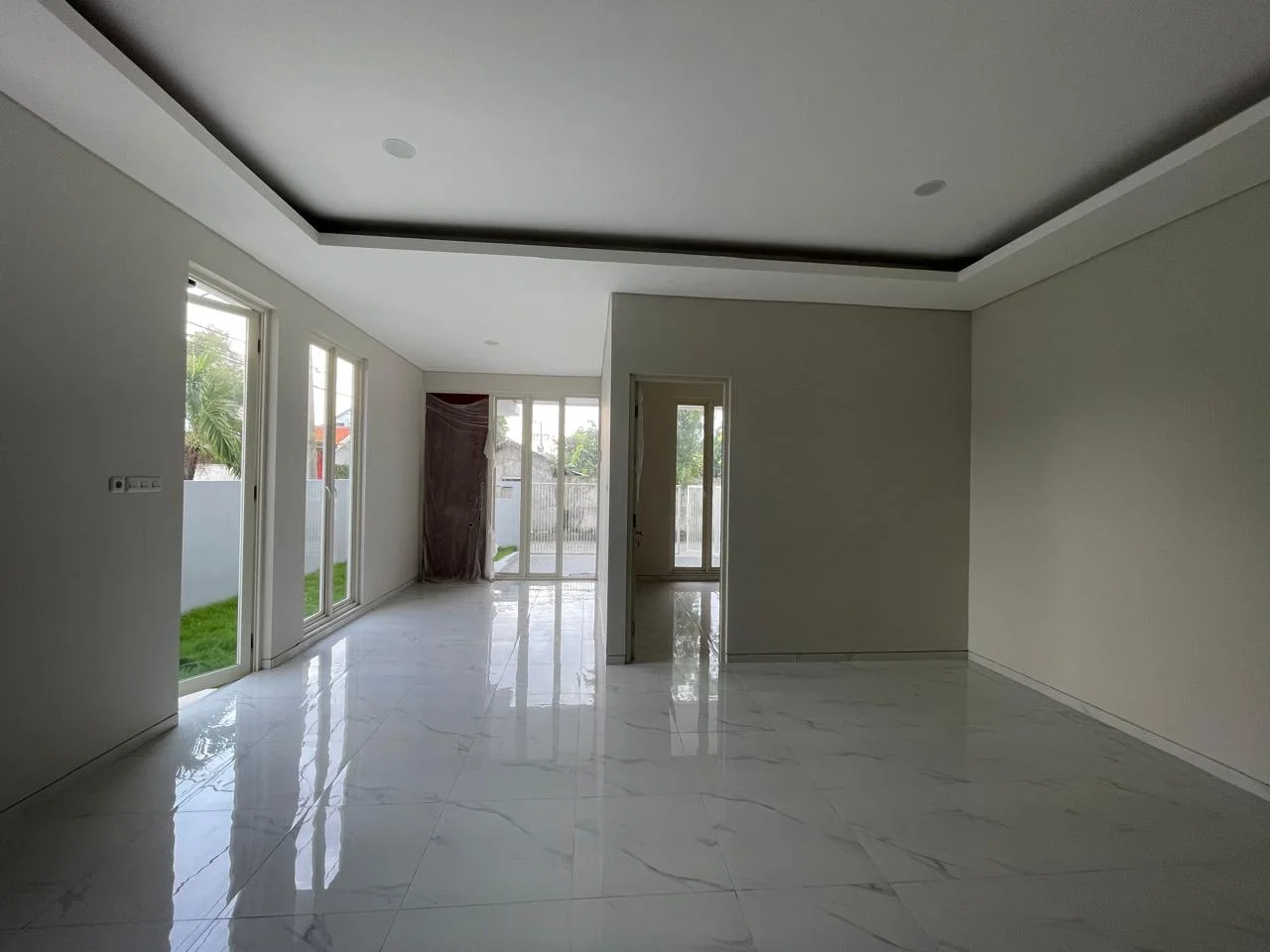 Jual Rumah Modern Minimalis 2 Lantai Manyar Tirtoyoso Surabaya Timur - Thumbnail 4