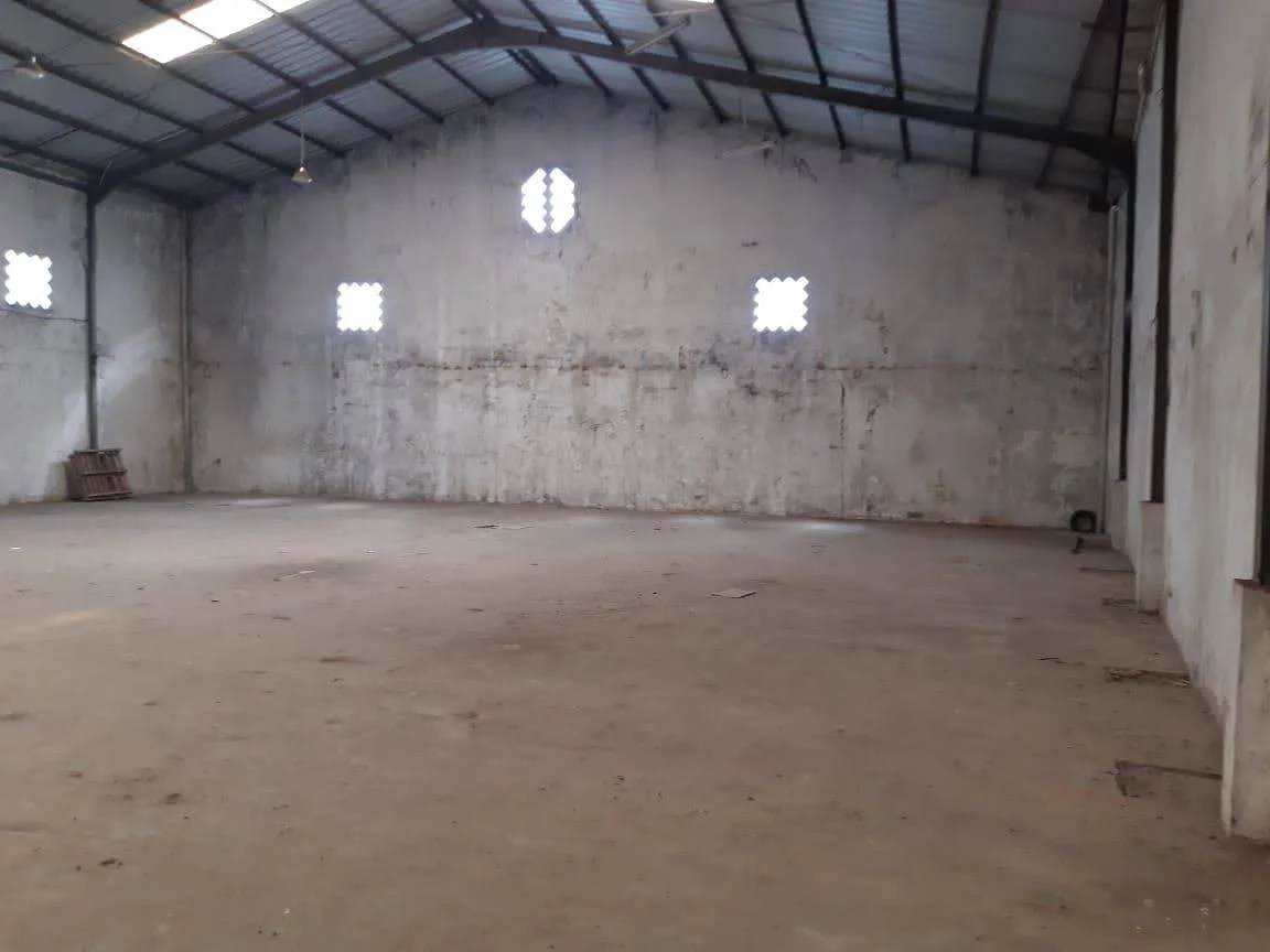 Disewakan Gudang Strategis Harga 250JT/Tahun Lokasi Utama di Kawasan Raya Kalirungkut Surabaya Selatan - Image 1