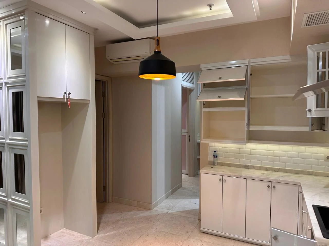 Dijual Unit Apartemen Eksklusif View Pool dan Full Furnished di La Riz Surabaya Barat - Thumbnail 3