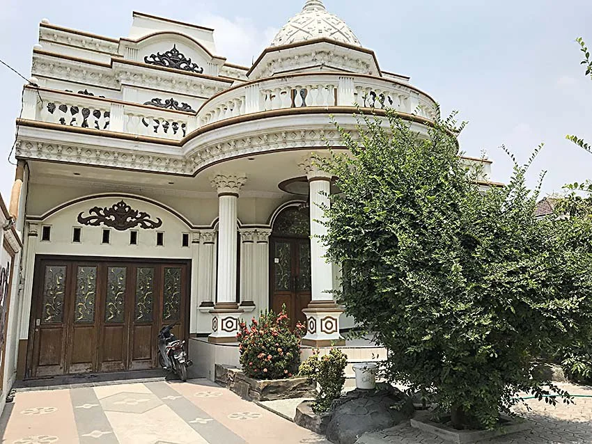 Dijual-Lelang-Rumah-Mewah-Harga-Murah-Dekat-Stasiun-di-Kendalsari-Jombang