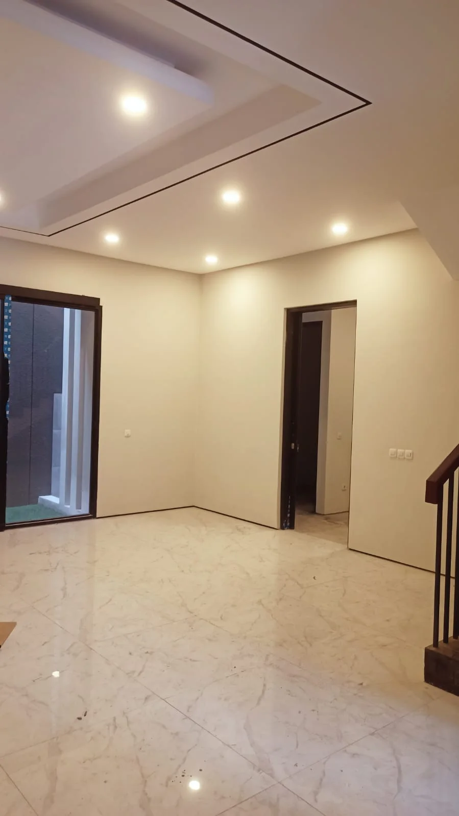 interior-rumah-woodland-2