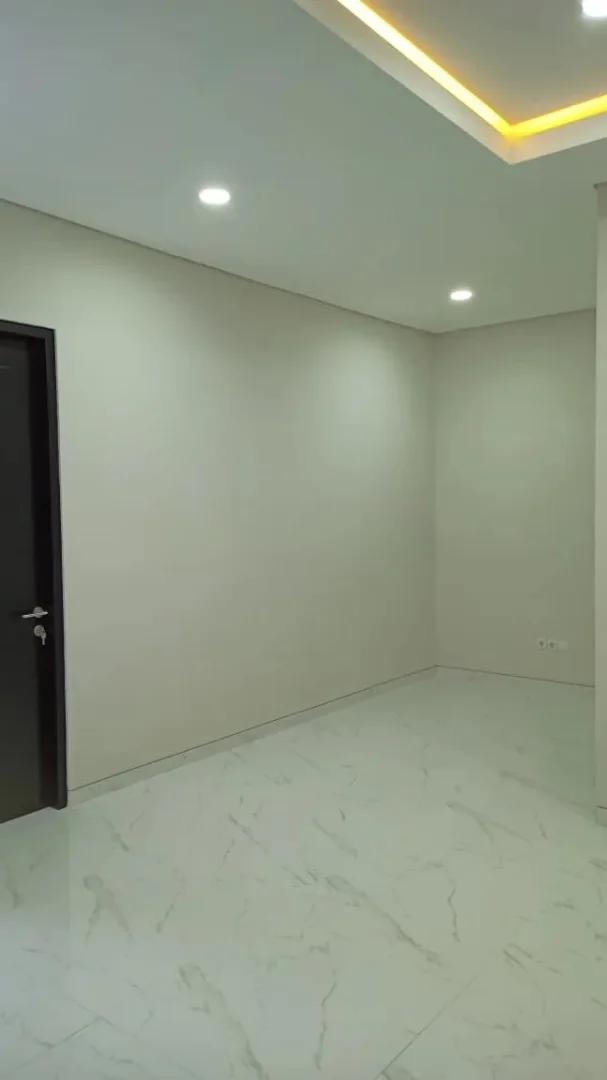 Rumah Baru Mewah Dijual Lokasi Strategis di Taman Puspa Raya Citraland Surabaya Barat - Thumbnail 2