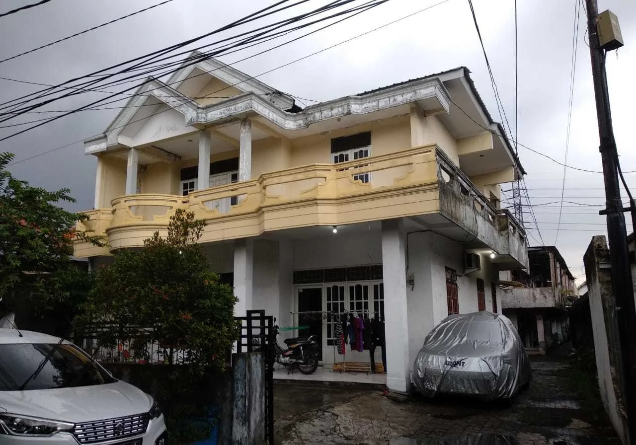 Jual Murah Lelang Rumah 2 Lantai Simo Sidomulyo Lokasi Strategis Surabaya Barat - Image 1