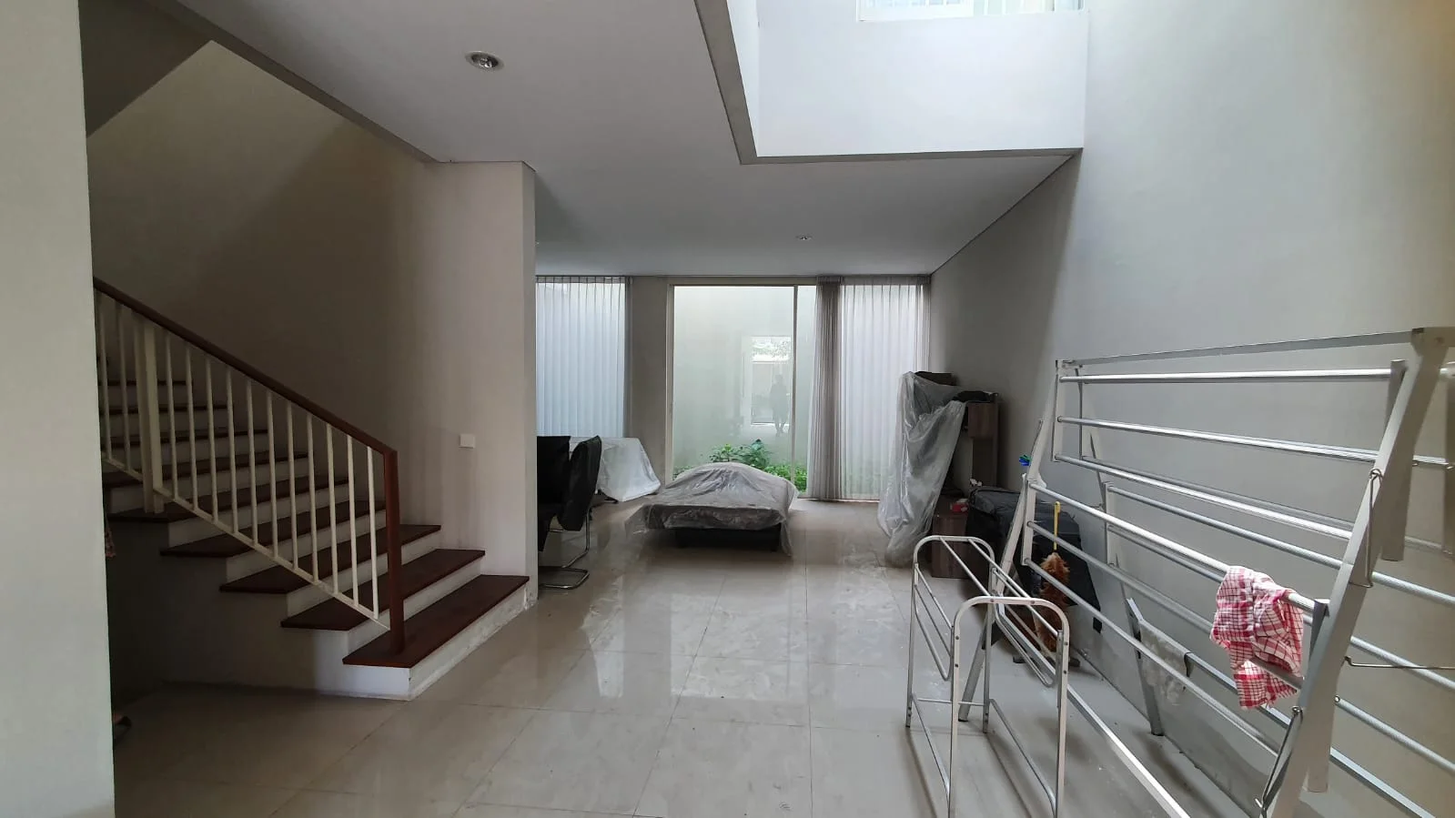 Dijual Rumah Nyaman di Greenlake Surabaya Barat - Thumbnail 3