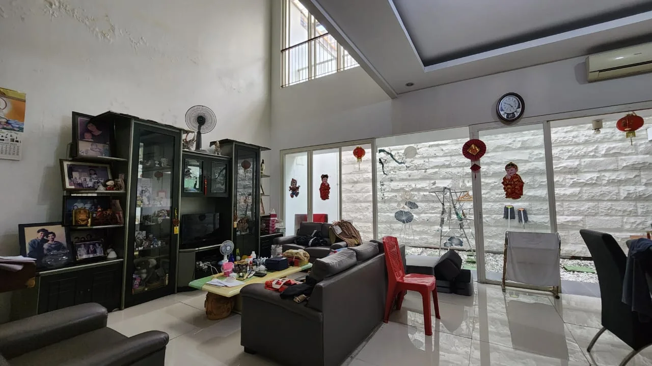 Dijual Rumah Mewah 2 Lantai San Antonio Pakuwon City Surabaya Timur - Thumbnail 3