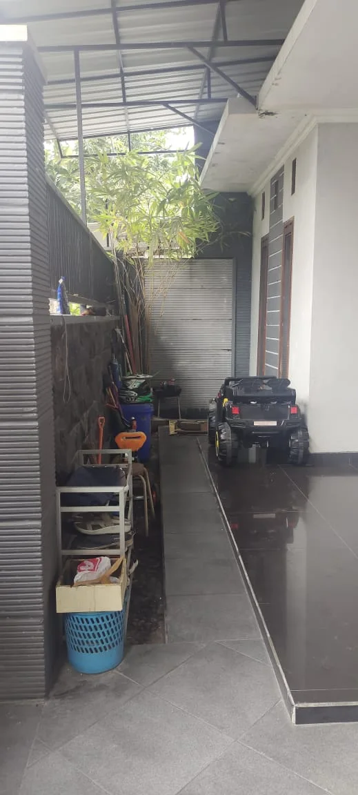 Dijual Rumah Luas dan Strategis Turun Harga di Margorejo Tangsi Surabaya Selatan - Thumbnail 2
