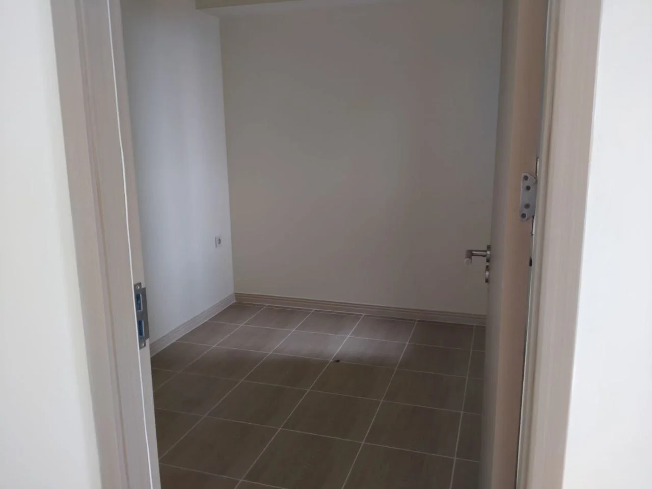 Dijual Apartemen 2BR Siap Huni Fasilitas Lengkap di Silverlake Meikarta Cikarang Bekasi - Thumbnail 4