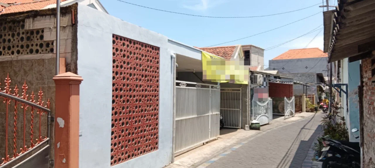 Dijual-Rumah-Lelang-Minimalis-Modern-Cocok-Untuk-Hunian-di-Wiyung-Surabaya