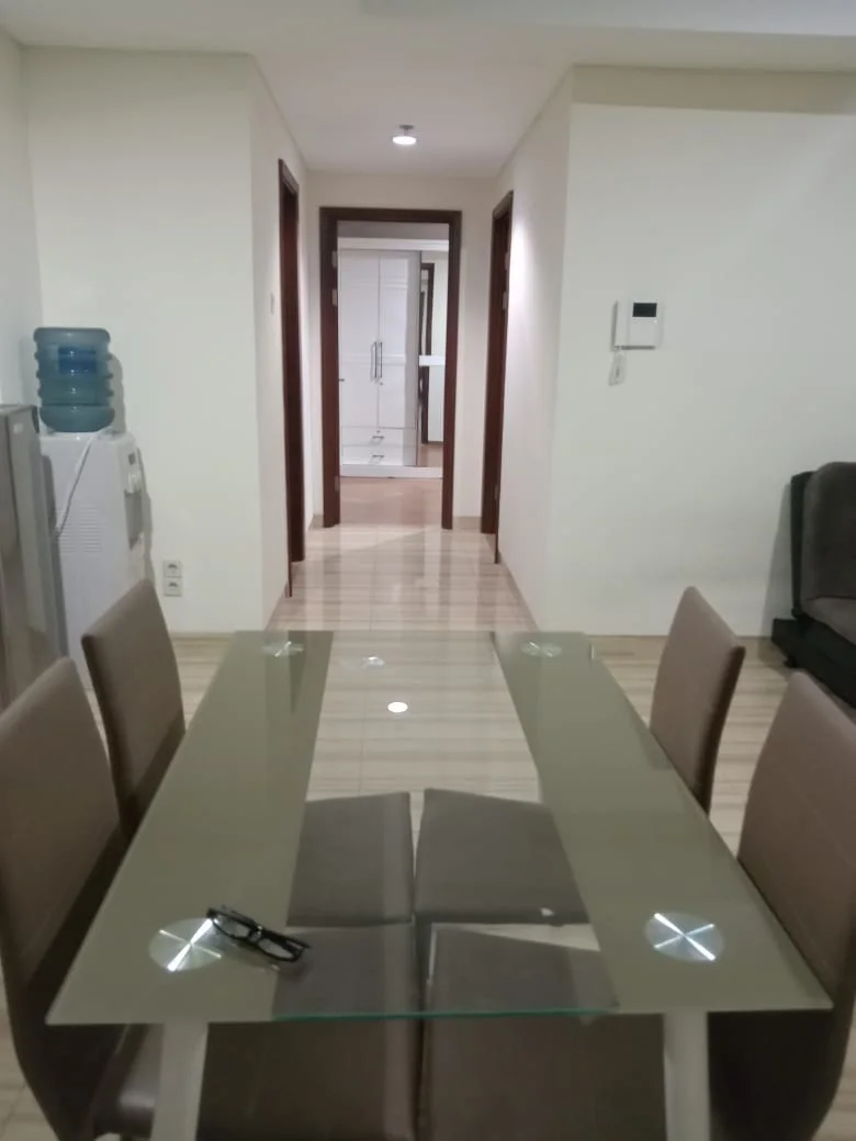 Disewakan Apartemen 2 Bedroom Grand Sungkono Lagoon di Surabaya Barat - Thumbnail 4