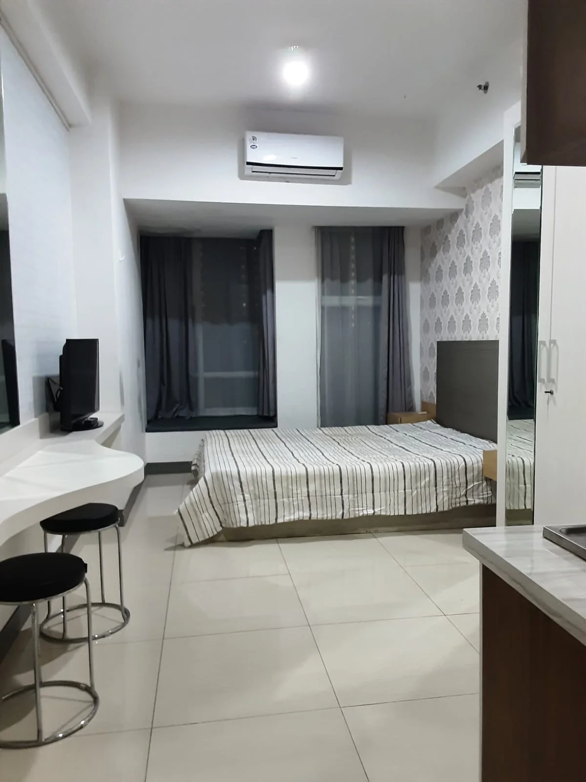 Jual-Apartemen-Studio-Full-Furnished-Anderson-Connecting-Supermall-Surabaya