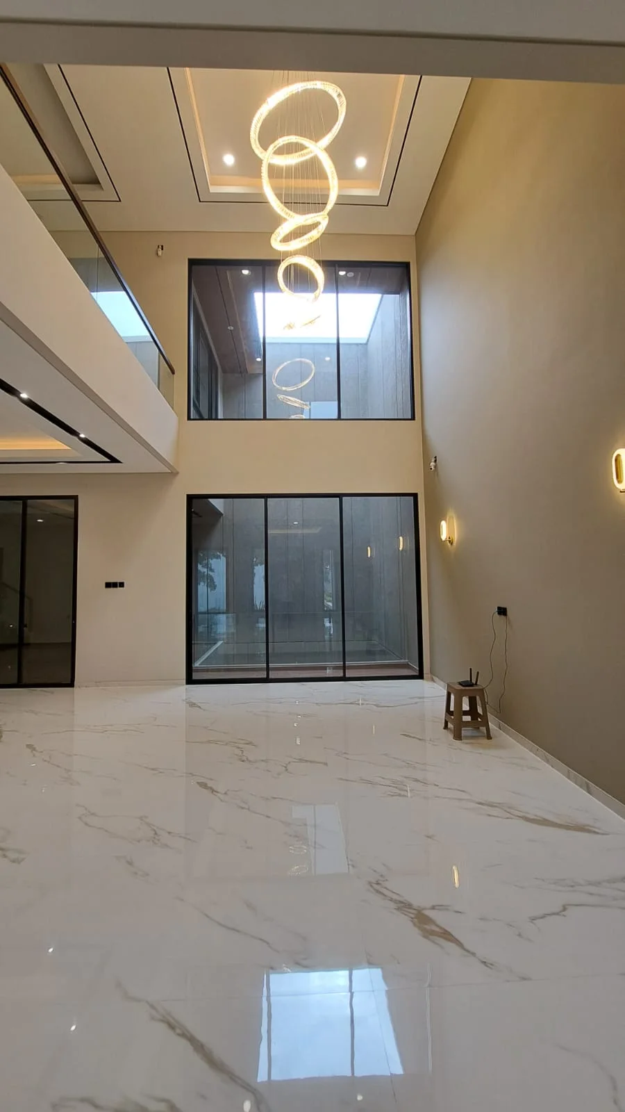 Dijual Rumah Baru Minimalis Tropis Waterfront Citraland Surabaya Barat - Thumbnail 3