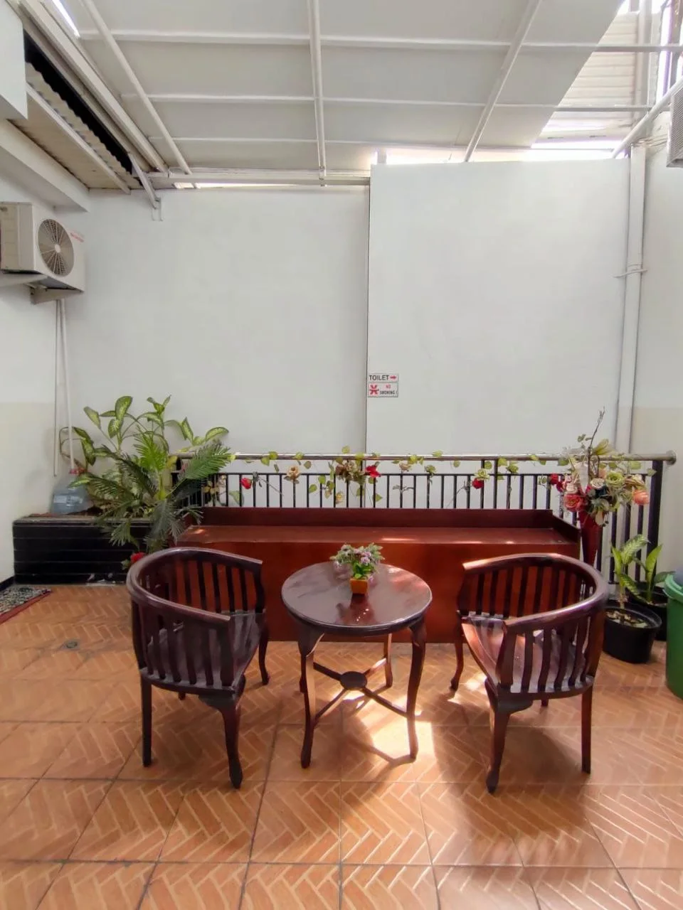 Dijual Cepat 3 Ruko 4 Lantai Full Furnished dan Siap Bisnis di Tengah Kota Surabaya Pusat - Thumbnail 3