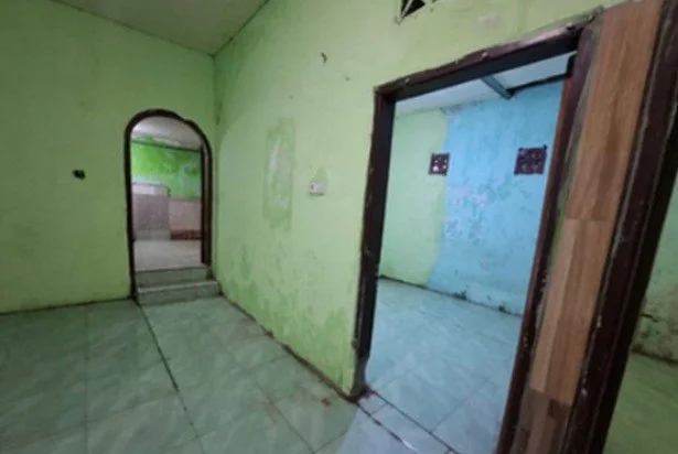 Dijual Lelang Rumah Murah Dekat Kampus di Rungkut Surabaya Timur - Thumbnail 3