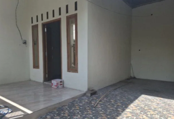 Dijual Rumah Lelang Murah Dekat Alun Alun Cocok Untuk Hunian di Mojokerto - Thumbnail 4