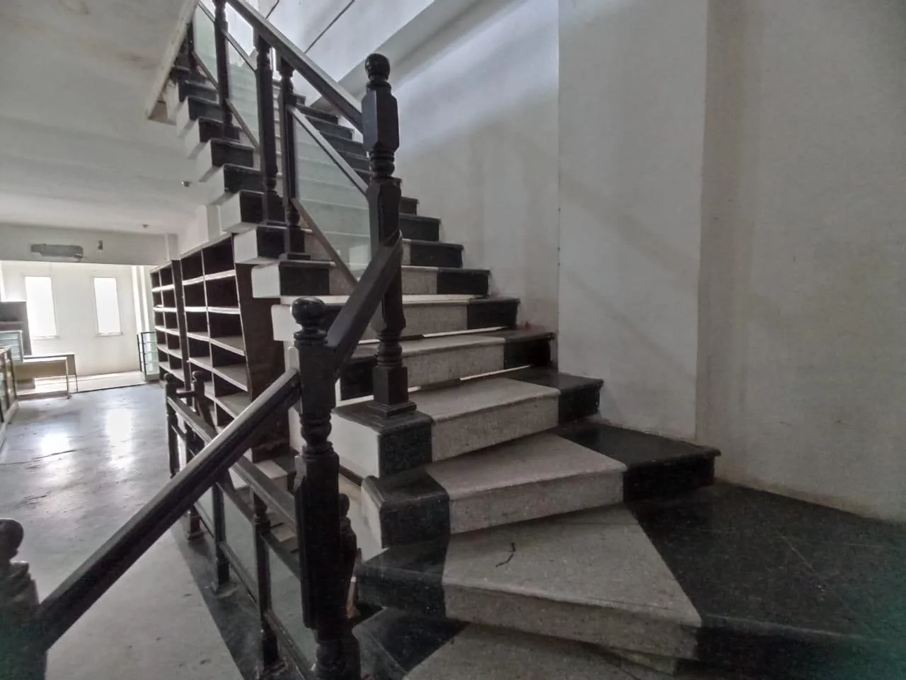 Dijual Ruko Nol Jalan Raya di Darmo Permai Surabaya Barat - Thumbnail 3