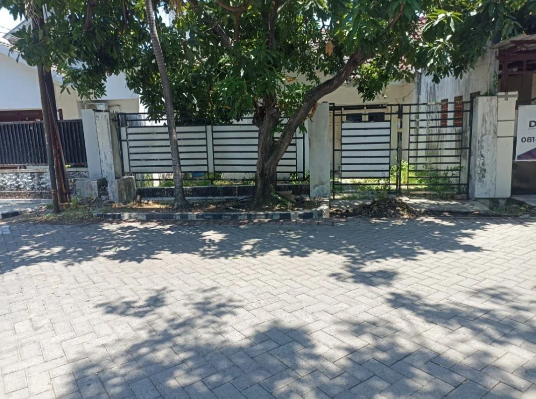 Dijual Rumah Lokasi Strategis di Jalan Raya Wiguna Timur Surabaya Timur - Thumbnail 3
